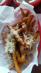 Lucky's Chicago Style Grill