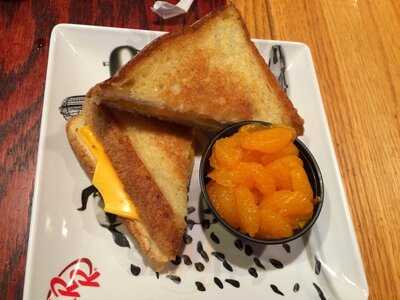 Red Robin Gourmet Burgers