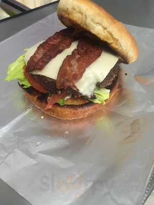 Big Daddy's Ice Cream And Hot Dogs