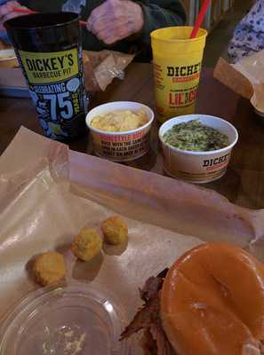 Dickey's Barbecue Pit