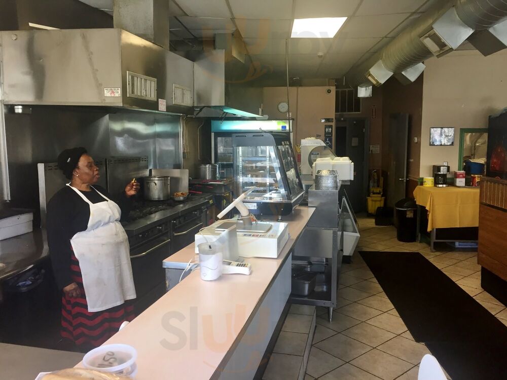 Chez Coby Restaurant & Deli