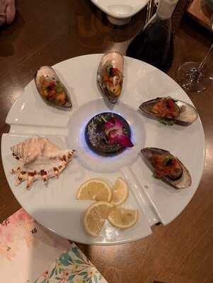 I Am Sushi And Grill