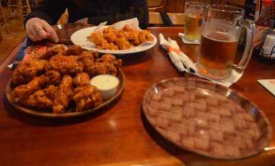 Hooters