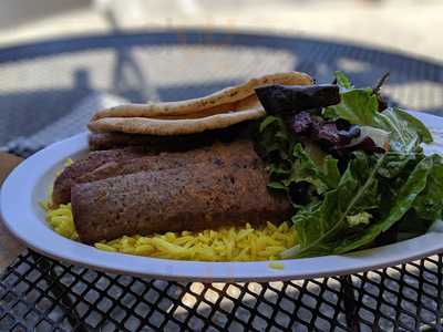 Robee's Falafel