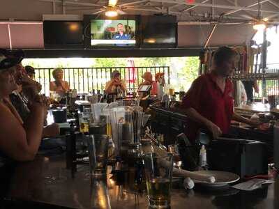 Arturo's American Grill