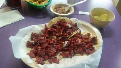 Taquitos Ravi Restaurant