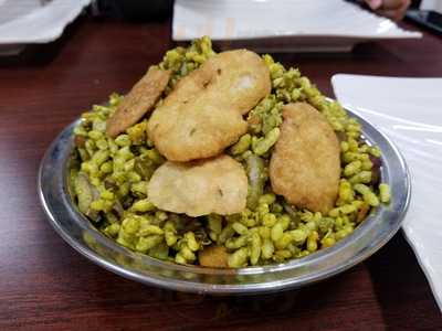 Radhe Chaat Express