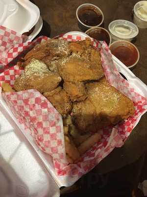 Harold's Fish And Chicken