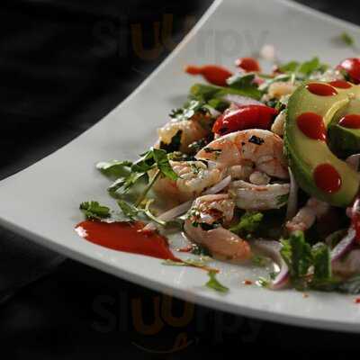 Mariachi's Grill & Cantina