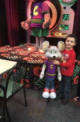 Chuck E. Cheese