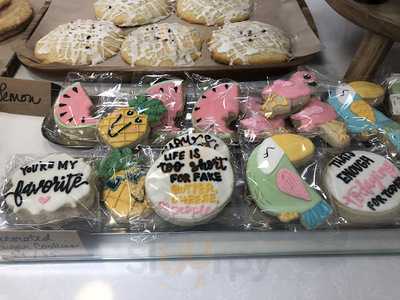 Whisk & Arrow Sugar Studio