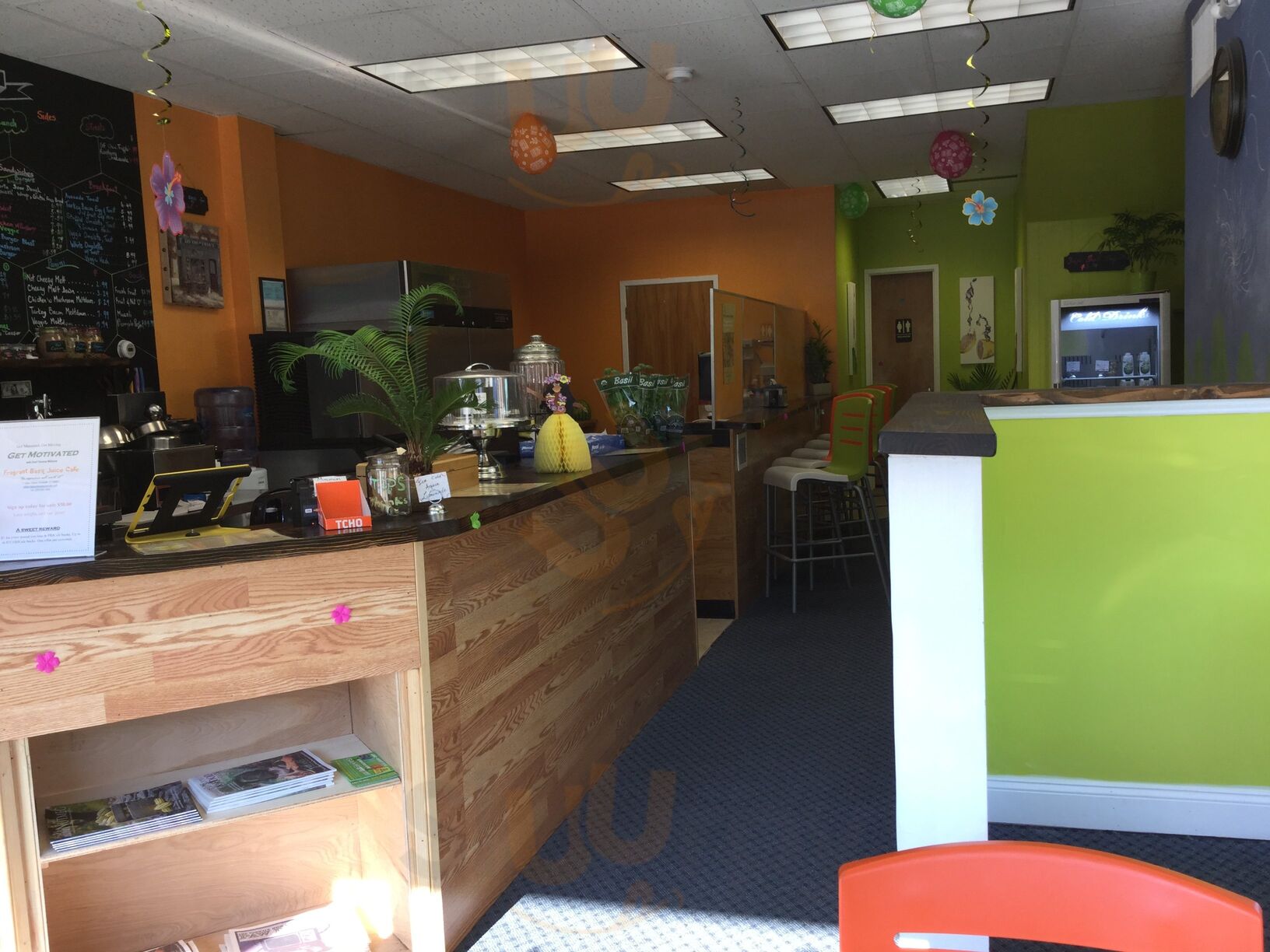 Fragrant Basil Juice Cafe