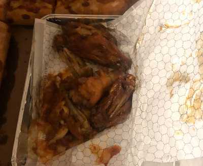 Pizza Hut-wing Street