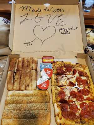 Pizza Hut-wing Street