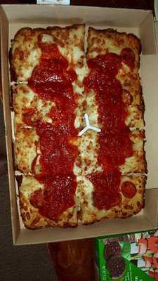 Pizza Hut-wing Street