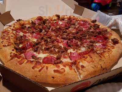 Pizza Hut-wing Street