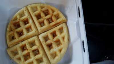 Mrs Winners Chicken & Biscuits