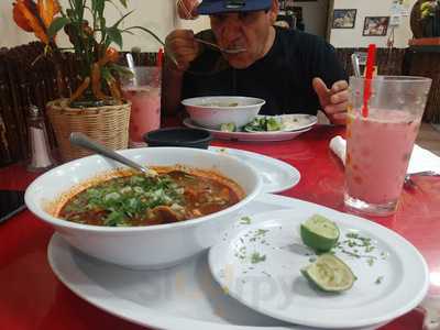 Lasuncioin Family Restaurant