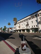 Bluestone Lane Beverly Hills Coffee Shop