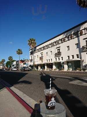 Bluestone Lane Beverly Hills Coffee Shop
