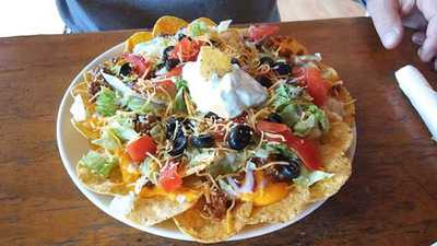 Beverly's Bar & Grill