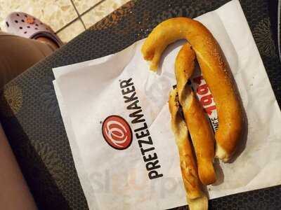 Pretzel Maker