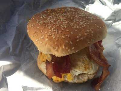 Marinello's Deli & Grill