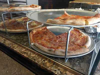 Lorenzo's Pizzeria