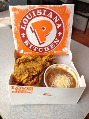 Popeye's Famous Fried Chicken