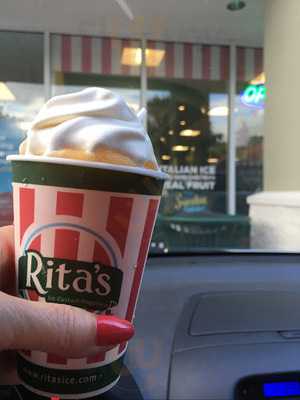 Chichi's Frozen Yogurt