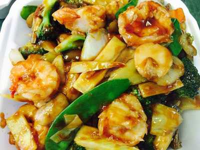 Happy Dragon Chinese Cafeteria