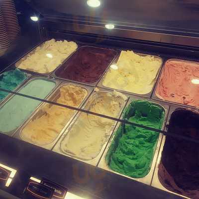 Cold Stone  Creamery