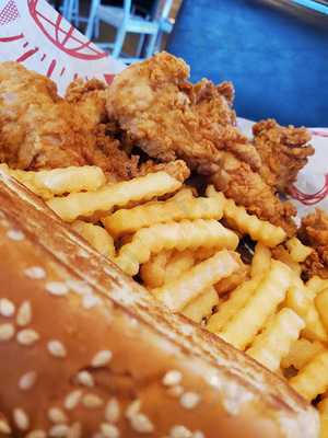 Raising Cane's Chicken Fingers