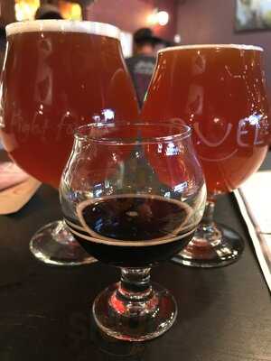 Merchants Pub & Plate