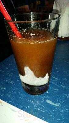 Willie's Grill & Icehouse