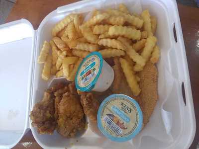 American Wings And Cafe