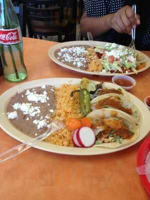 Rancheros Taqueria