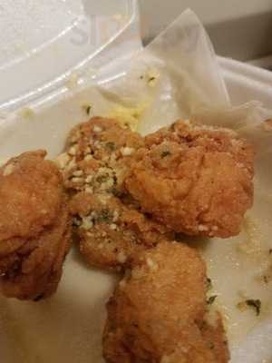 Gino's Pizza & Grill