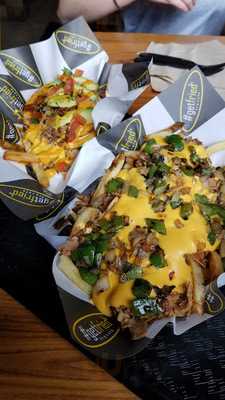 Boardwalk Fries And Burgers