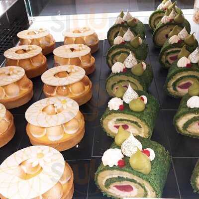 Alexander's Patisserie