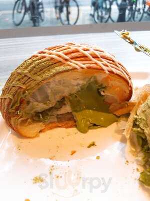 Alexander's Patisserie