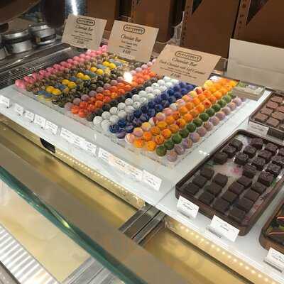 Alexander's Patisserie