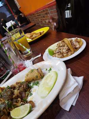 Los Carnalitos Restaurant