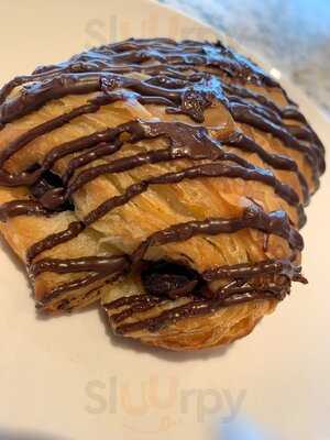 Galiana's Bakery & Cafe