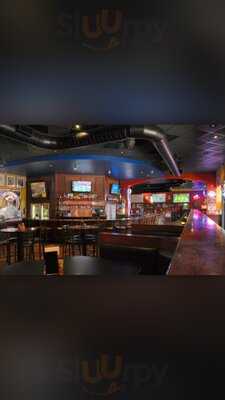 Johnny's Tavern West