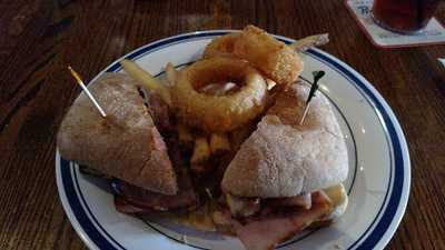 Johnny's Tavern West