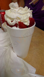 Los Pinguinos Snack Llc