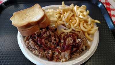 Hog Wild Pit Bar-b-q