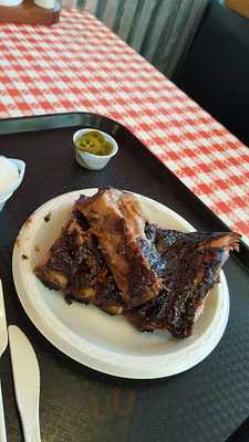 Hog Wild Pit Bar-b-q