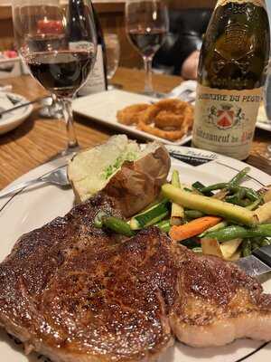 Petrelli's Steakhouse